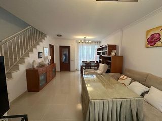 Casa adosada en venta en Camas