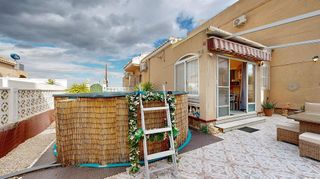 Casa pareada en venta en San Miguel de Salinas