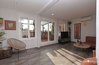 Ático en venta en Sant Antoni en Barcelona