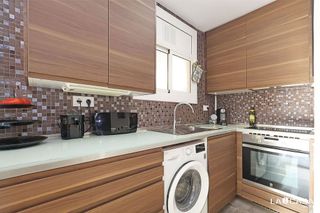 Ático en venta en Sant Antoni en Barcelona