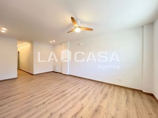 Piso en venta en Casagemes - Canyadó en Badalona