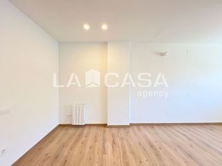 Piso en venta en Casagemes - Canyadó en Badalona