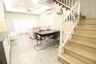 Casa adosada en venta en Sant Andreu de Palomar en Barcelona