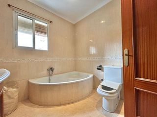 Piso en venta en Puerta Blanca en Málaga