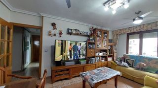 Piso en venta en Universidad - Los Lirios en Logroño