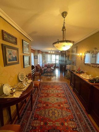 Piso en venta en Milán - Pumarín - Teatinos en Oviedo