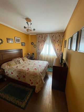 Piso en venta en Milán - Pumarín - Teatinos en Oviedo