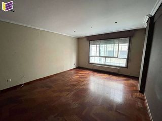 Piso en venta en Travesía de Vigo - San Xoán en Vigo