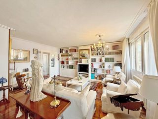 Piso en venta en Puerto Chico en Santander