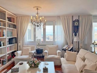 Piso en venta en Puerto Chico en Santander