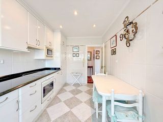 Piso en venta en Puerto Chico en Santander