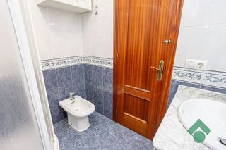 Piso en venta en La Granja-La Colina-Los Pastores en Algeciras