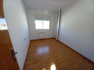 Piso en venta en Linares