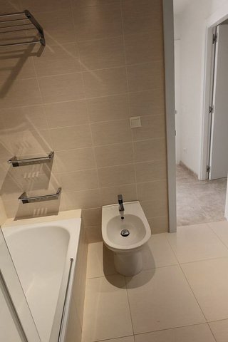 Piso en venta en Los Naranjos - Las Brisas en Marbella
