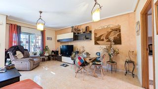 Casa adosada en venta en Nueva Torrevieja - Aguas Nuevas en Torrevieja