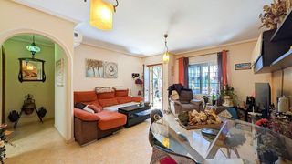 Casa adosada en venta en Nueva Torrevieja - Aguas Nuevas en Torrevieja