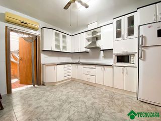 Casa adosada en venta en Viator