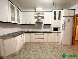 Casa adosada en venta en Viator