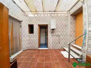 Casa adosada en venta en Viator