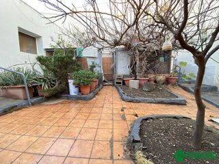 Casa adosada en venta en Viator