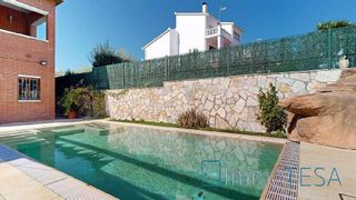 Chalet en venta en Ca n’Esteper – Can Gorgs – Can Gorgs II en Barbera del Vallès