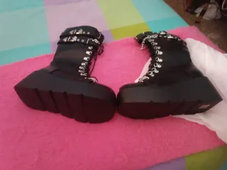 Botas estilo Hard Rock negras