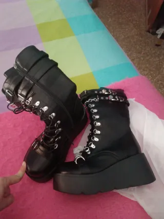 Botas estilo Hard Rock negras