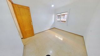 Piso en venta en Campoamor en Alicante