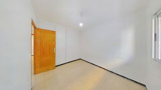 Piso en venta en Campoamor en Alicante