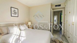 Piso en venta en Los Naranjos - Las Brisas en Marbella