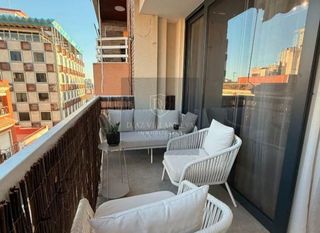 Piso en venta en Centro en Alicante