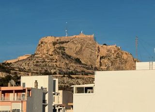 Piso en venta en Centro en Alicante
