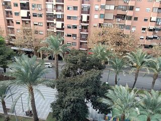 Piso en venta en Ensanche - Diputación en Alicante