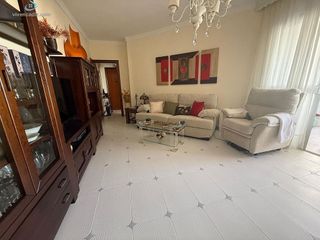 Piso en venta en Zona Bahía Blanca en Cádiz