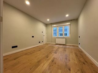 Piso en venta en Laviada en Gijón