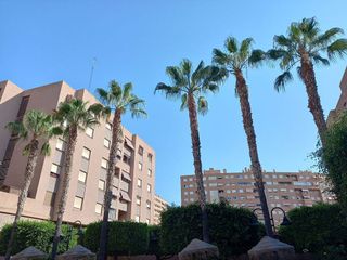 Piso en venta en Garbinet en Alicante