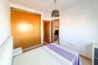 Piso en venta en Los Molinos - Villa Blanca en Almería