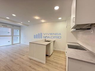 Piso en venta en Palomeras sureste en Madrid