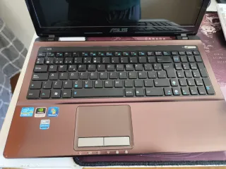 Portátil ASUS A53S (i7, 8GB RAM)