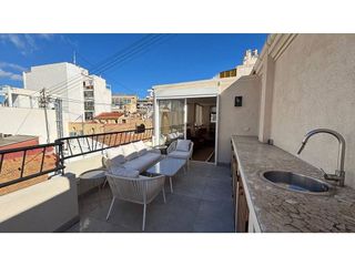 Piso en venta en Centro en Alicante