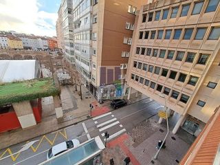 Piso en venta en Plaza España - Villa Pilar - Reyes Católicos - Vadillos en Burgos