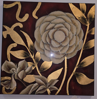 Cuadro Decorativo Flor Beige y Dorado