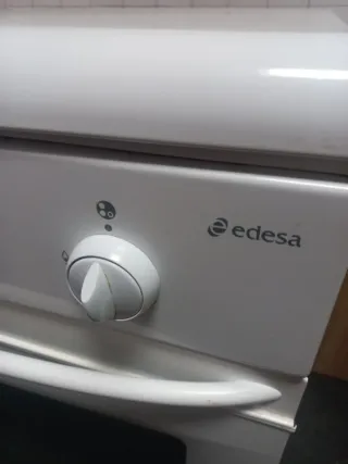 Cocina Gas Edesa 3 fuegos + Horno + Grill +Extract