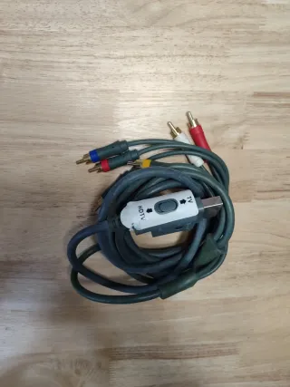 Transformador y cables Xbox 360