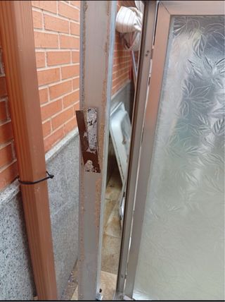 Ventana de aluminio con cristal