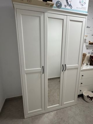 Armario blanco 3 puertas con espejos