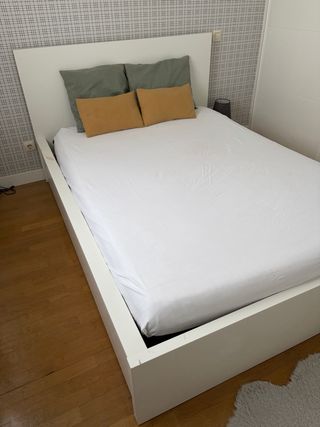 Cama Malm Ikea 140x200cm con cajones blanca