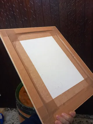 Cuadro decorativo con marco dorado