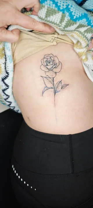 Tatuadora profesional ¡Oferta solo Marzo!