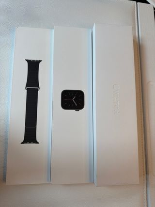 Apple Watch Series 6 44mm GPS + Cellular